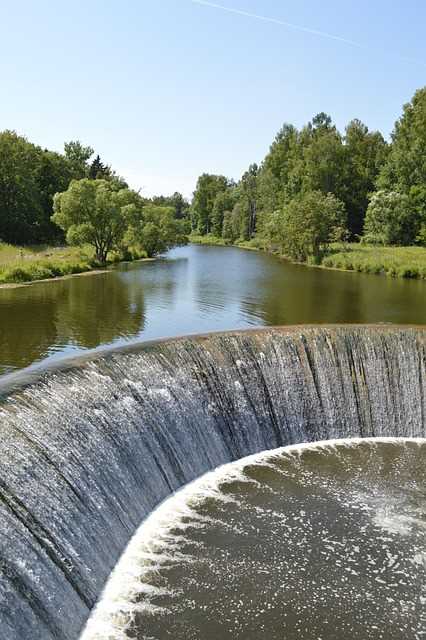 Регулярная проверка состояния конструкции требует особого внимания. Необходимо осматривать крепления и основания на наличие коррозии и повреждений. В случае выявления дефектов их следует немедленно устранить.